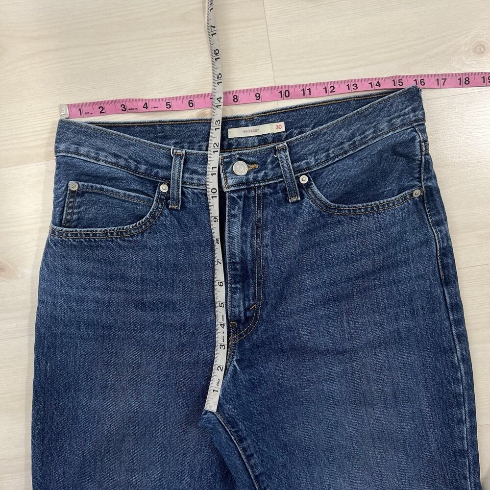 Levi's Straight Leg Jeans in Dark Blue Denim - Picture 4 of 9
